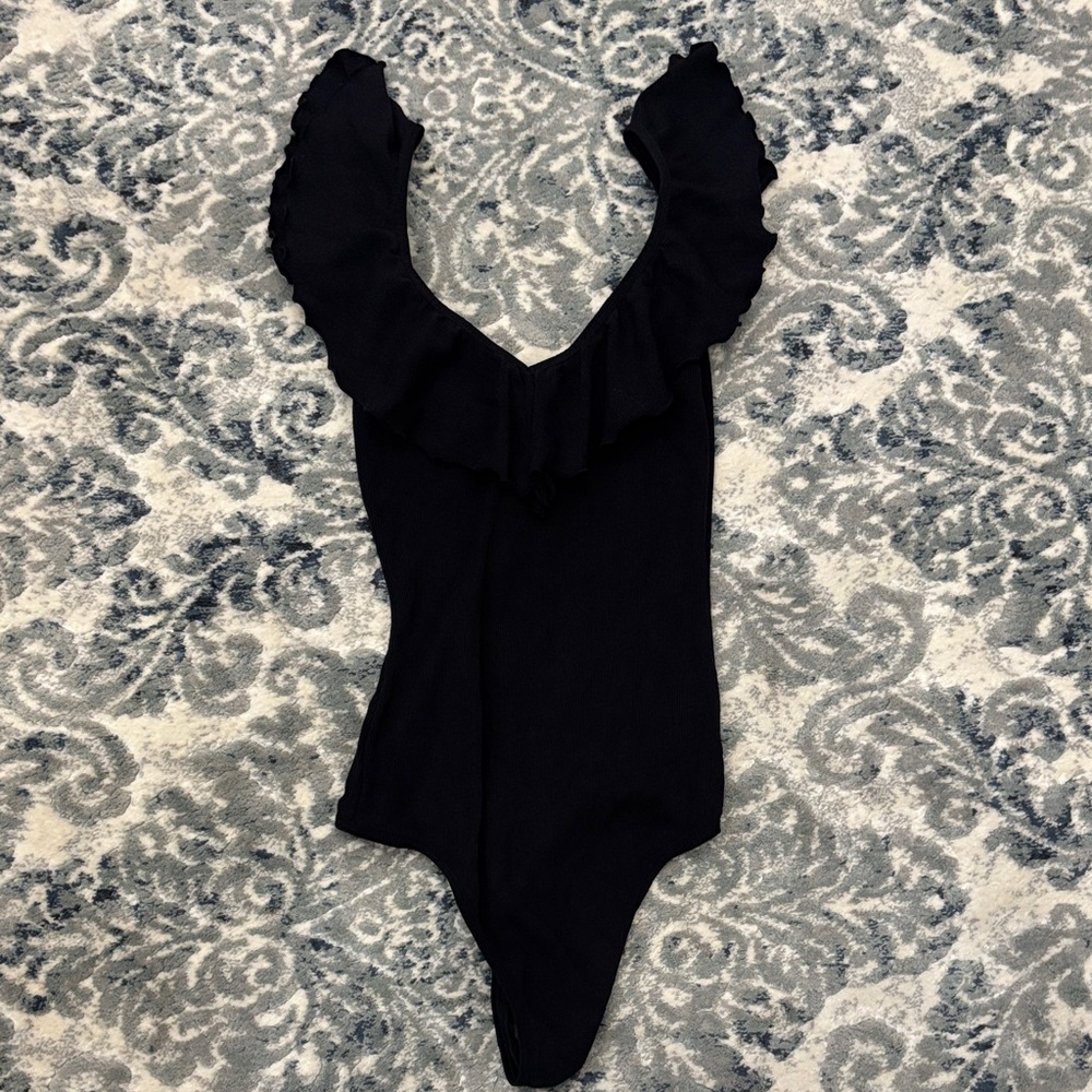 Wilfred Black Ruffled Bodysuit